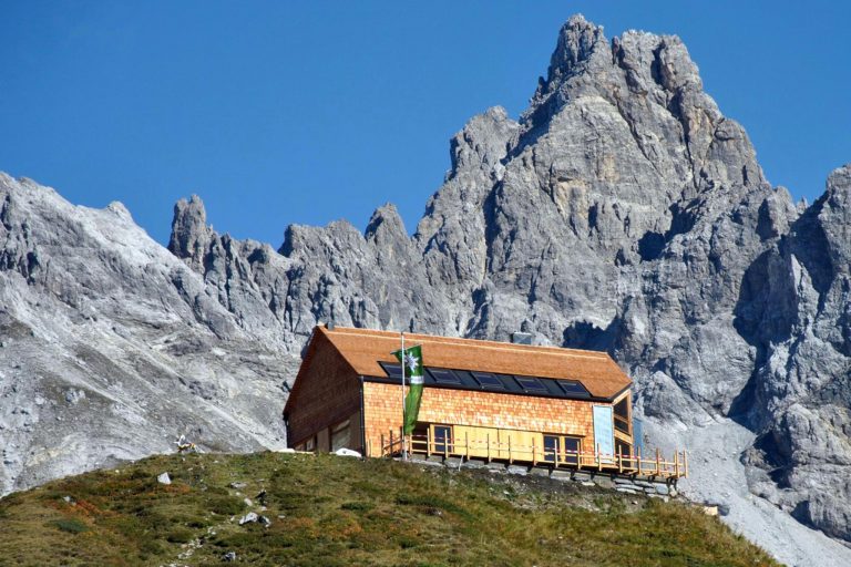 Mountainflow Yoga Retreat auf der Franz Fischer Hütte im Salzburger Lungau