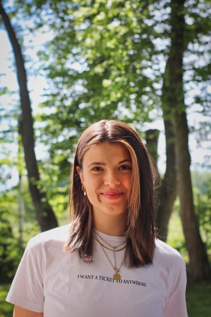 Andrea Barall Yogalehrerin bei Mountainflow Yoga Bad Reichenhall