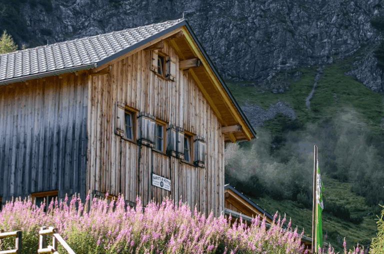 Yoga und Wandern auf der Sarotla-Hütte 02. - 05. Juli 2026