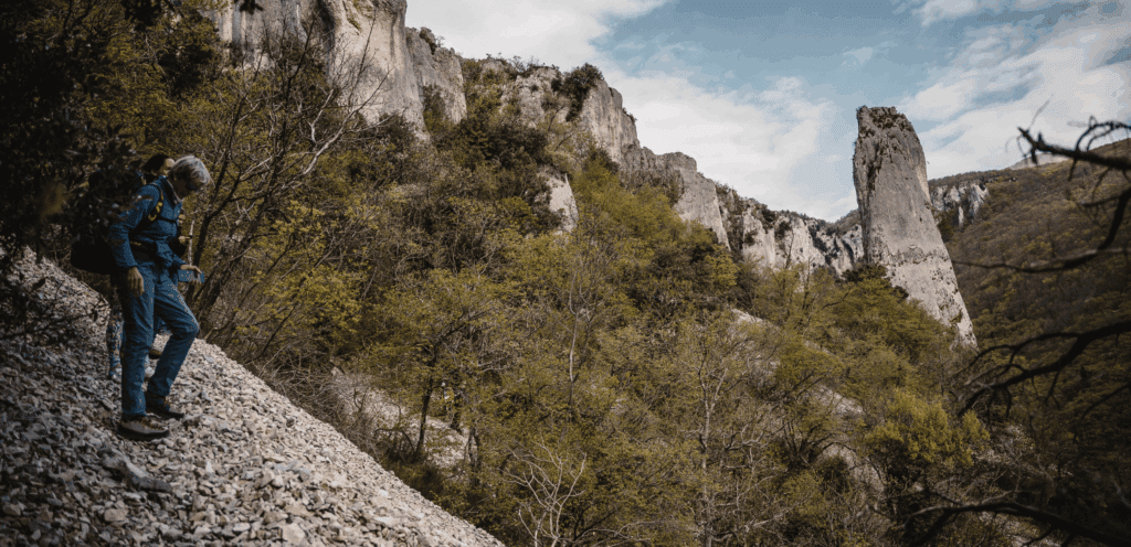 Yoga und Wandern in Istrien, Wandern Yoga Retreat Acro Yoga Vegan März 2026