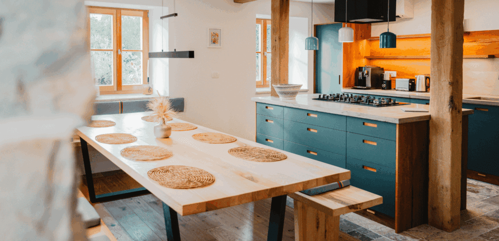 Yoga und Wandern in Istrien, Wandern Yoga Retreat Acro Yoga Vegan März 2026